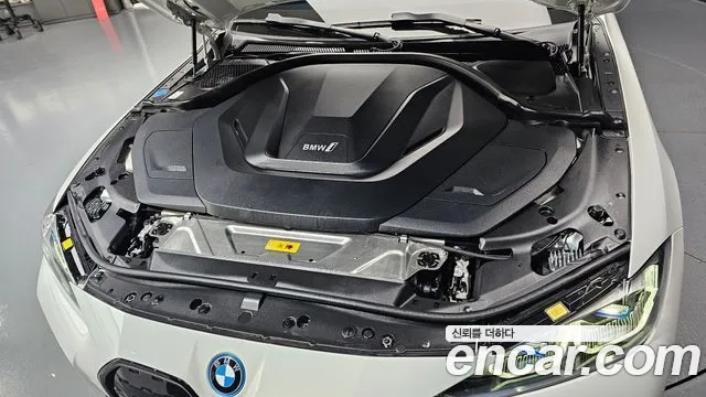 BMW i4 id 2858011 из Кореи 16