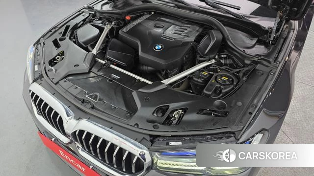 BMW 5 Series (G30) id 3859263 из Кореи 16