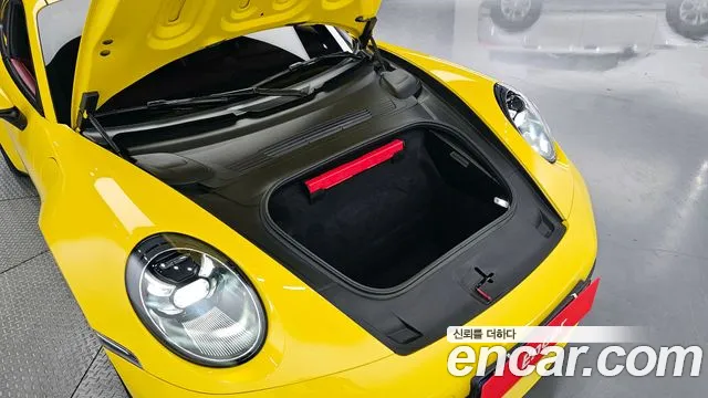 Porsche 911(992) id 2678420 из Кореи 16