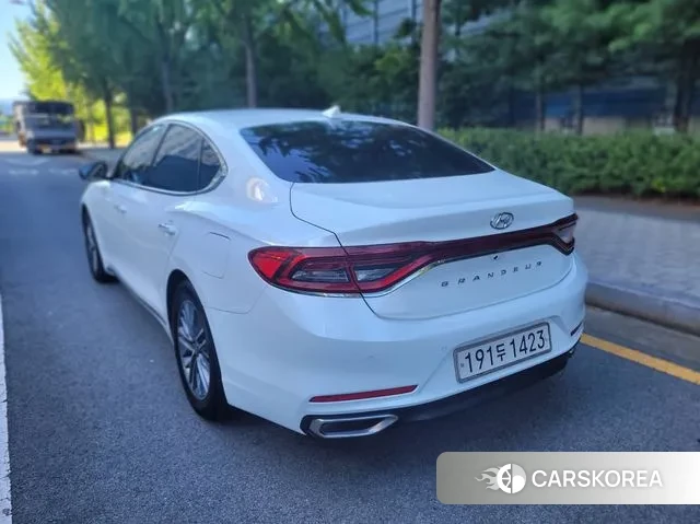 Hyundai Grandeur IG id 3004857 из Кореи 16