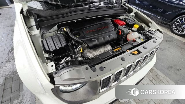 Jeep Renegade id 4604040 из Кореи 16