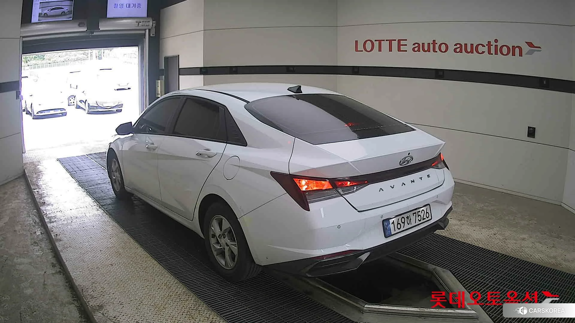 Hyundai Avante id 4289303 из Кореи 33