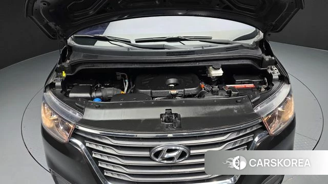 Hyundai The New Grand Starex id 3808381 из Кореи 16