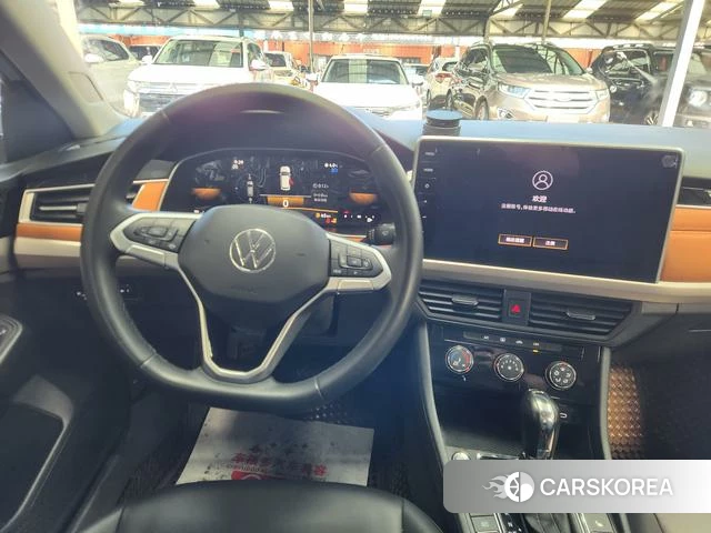 Volkswagen Bora 2023 Белый из Китая, фото 6