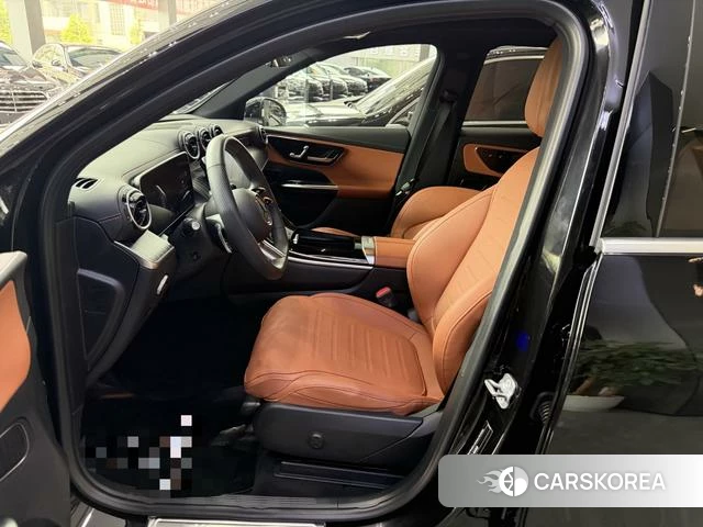 Mercedes-Benz GLC 2023 Черный из Китая, фото 6