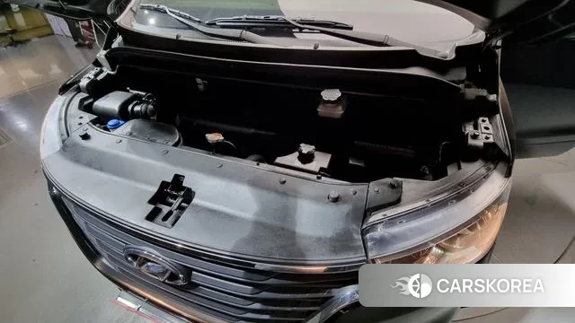 Hyundai The New Grand Starex id 3592502 из Кореи 16