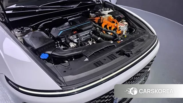 Hyundai Grandeur Hybrid (GN7) id 3518204 из Кореи 16