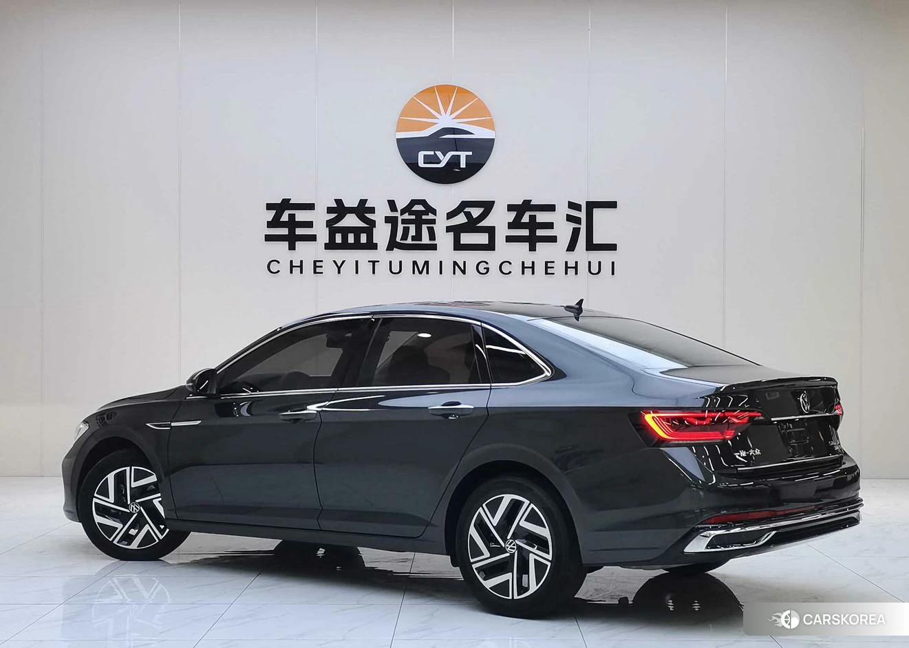 Volkswagen Sagitar id 4487379 из Китая 19