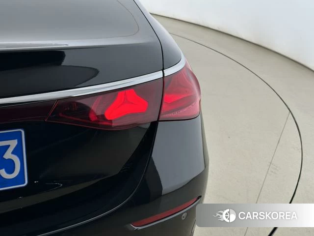 Mercedes-Benz E-class id 4260001 из Китая 24