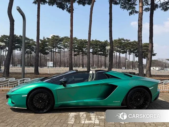 Lamborghini Aventador id 3777638 из Кореи 15