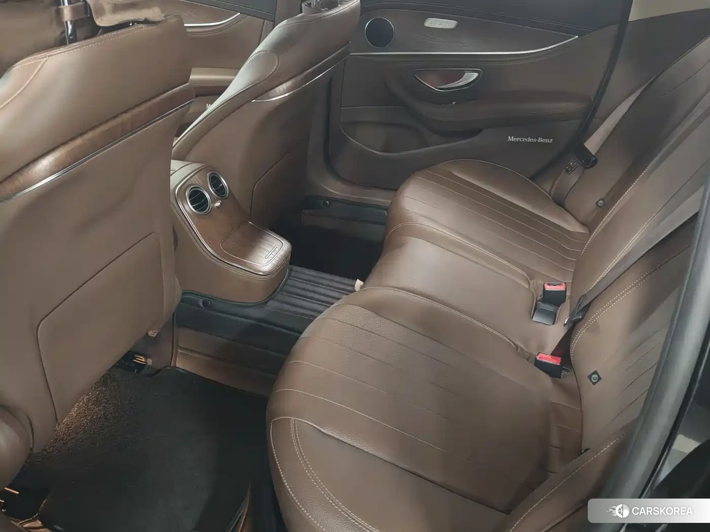 Mercedes-Benz E-Class id 4628206 из Китая 11