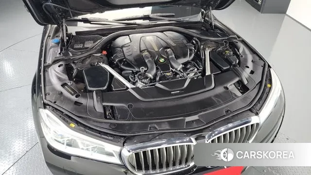 BMW 7 Series (G11) id 3429233 из Кореи 16