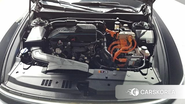 Hyundai Grandeur Hybrid (GN7) id 4243521 из Кореи 31