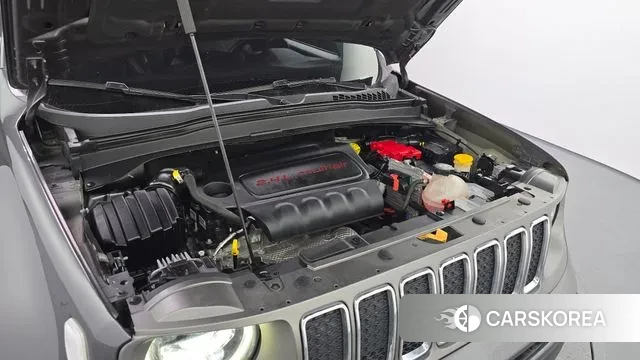 Jeep Renegade id 3759892 из Кореи 16