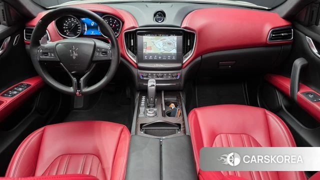 Maserati Ghibli id 4519975 из Кореи 31