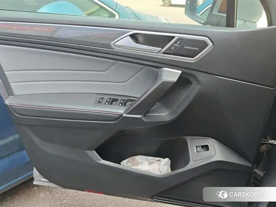 Volkswagen Tiguan L id 4545751 из Китая 11