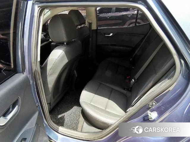 Kia Stonic id 4581660 из Кореи 16