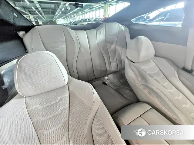 BMW 8 Series (G15) id 3152530 из Кореи 16