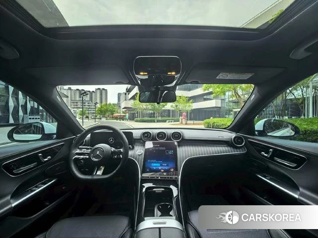 Mercedes-Benz Class C 2023 Белый из Китая, фото 6
