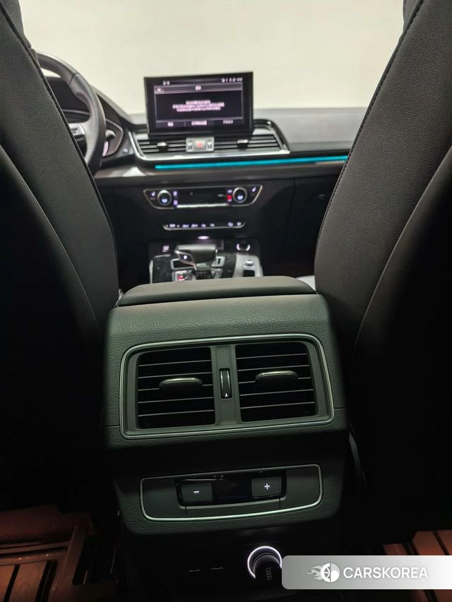 Audi Q5L id 4207146 из Китая 15