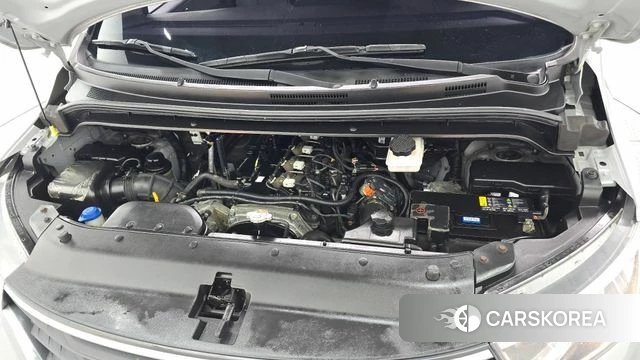 Hyundai The New Grand Starex id 4362284 из Кореи 16