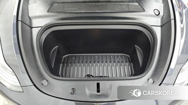 Tesla Model Y id 4645064 из Кореи 16