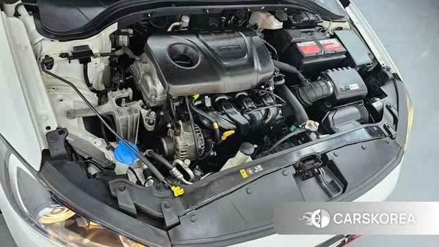 Hyundai Avante AD id 3924968 из Кореи 16