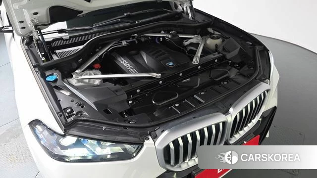 BMW X5 (G05) id 4590691 из Кореи 32