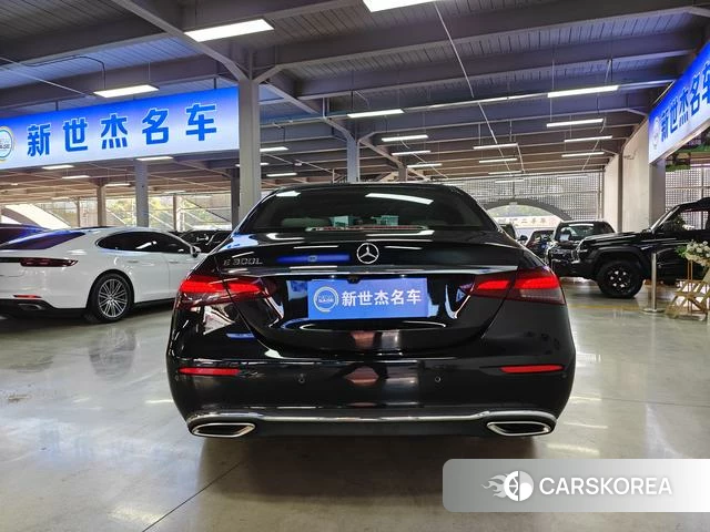 Mercedes-Benz E-class id 4306917 из Китая 11