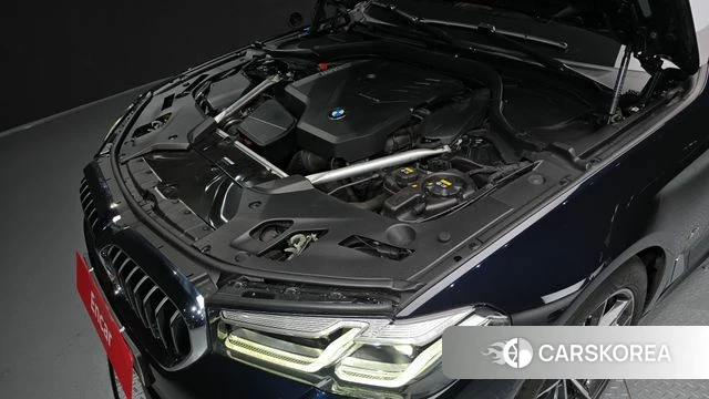 BMW 5 Series (G30) id 4541877 из Кореи 18