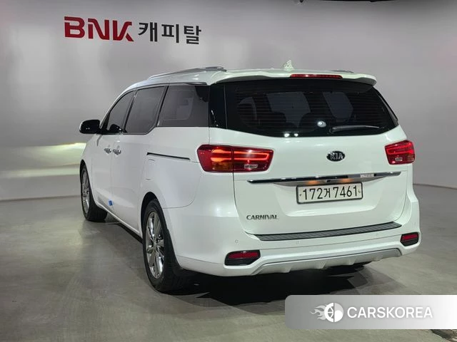 Kia The New Carnival id 4403098 из Кореи 16