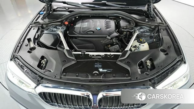 BMW 5 Series (G30) id 4508605 из Кореи 27