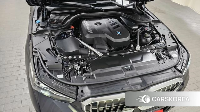 BMW 5 Series (G60) id 4194253 из Кореи 29