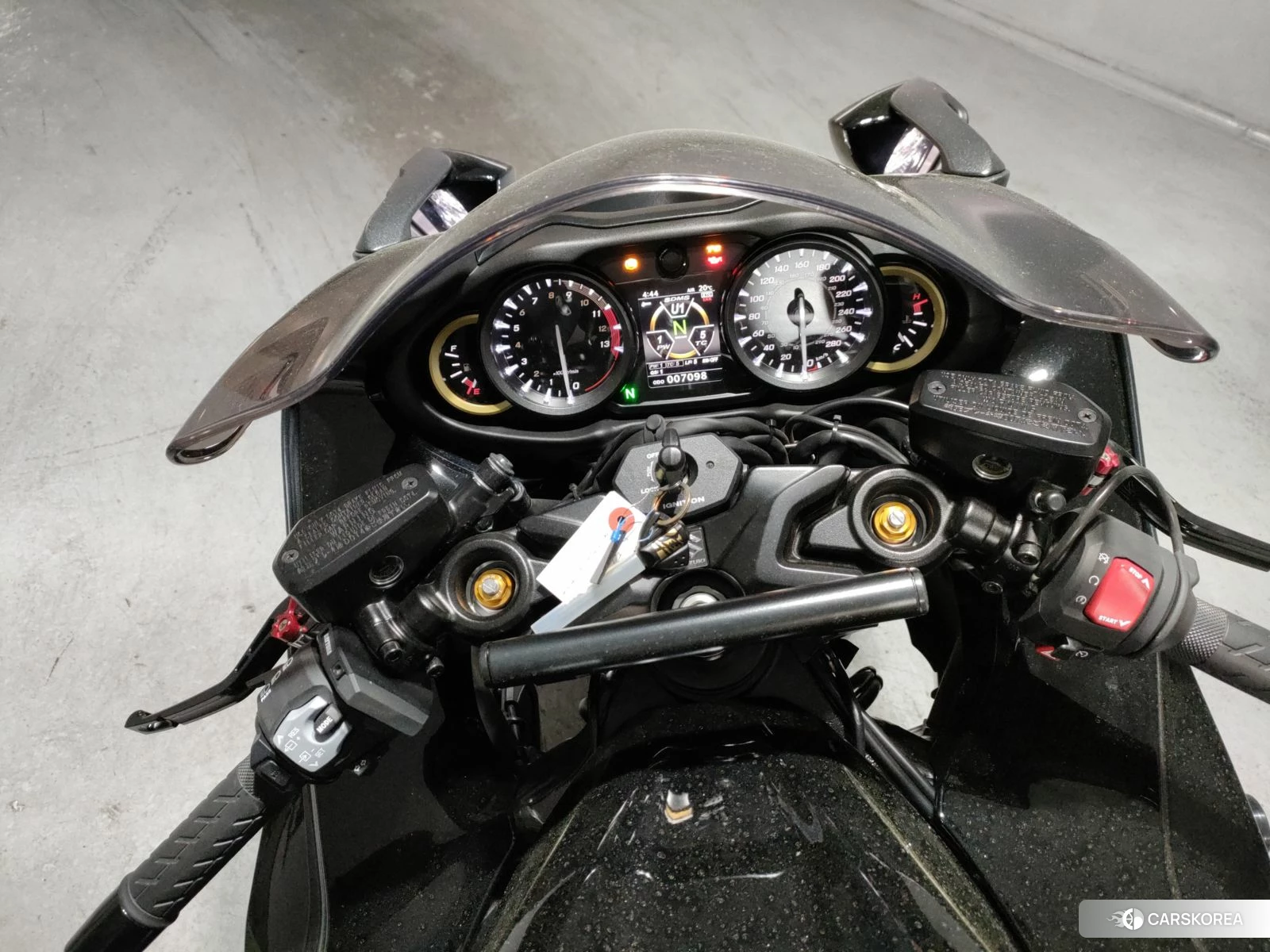 Suzuki GSX1300R HAYABUSA id 4192925 из Японии 6