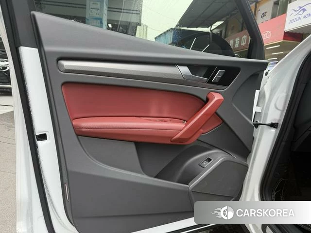 Audi Q5L id 4272828 из Китая 19