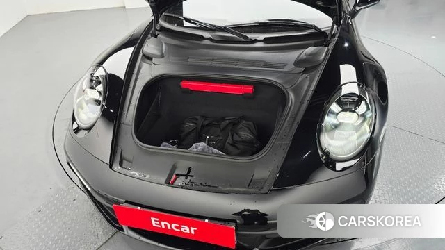 Porsche 911(992) id 4225072 из Кореи 16