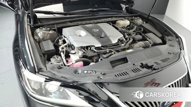 Lexus ES300h 7th generation id 3872190 из Кореи 16