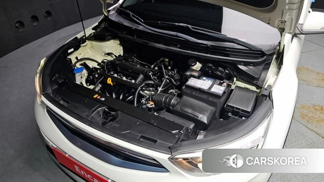 Kia Stonic id 3916932 из Кореи 16