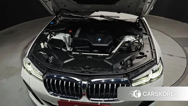 BMW 5 Series (G30) id 3054408 из Кореи 16