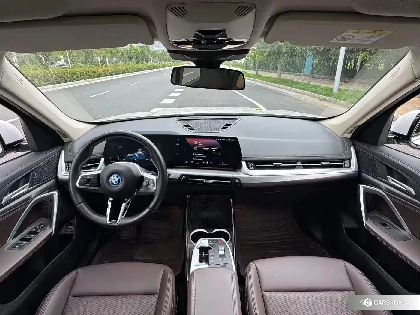BMW iX1 2024 Белый из Китая, фото 6