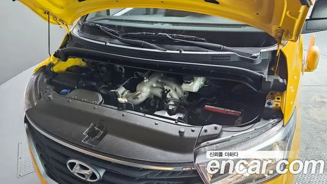 Hyundai The New Grand Starex id 2441590 из Кореи 16