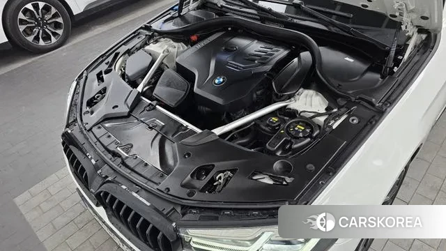 BMW 5 Series (G30) id 3561048 из Кореи 16