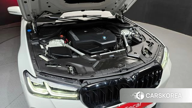 BMW 5 Series (G30) id 3953365 из Кореи 16