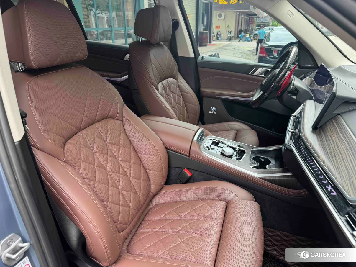 BMW X7 id 4486338 из Китая 7