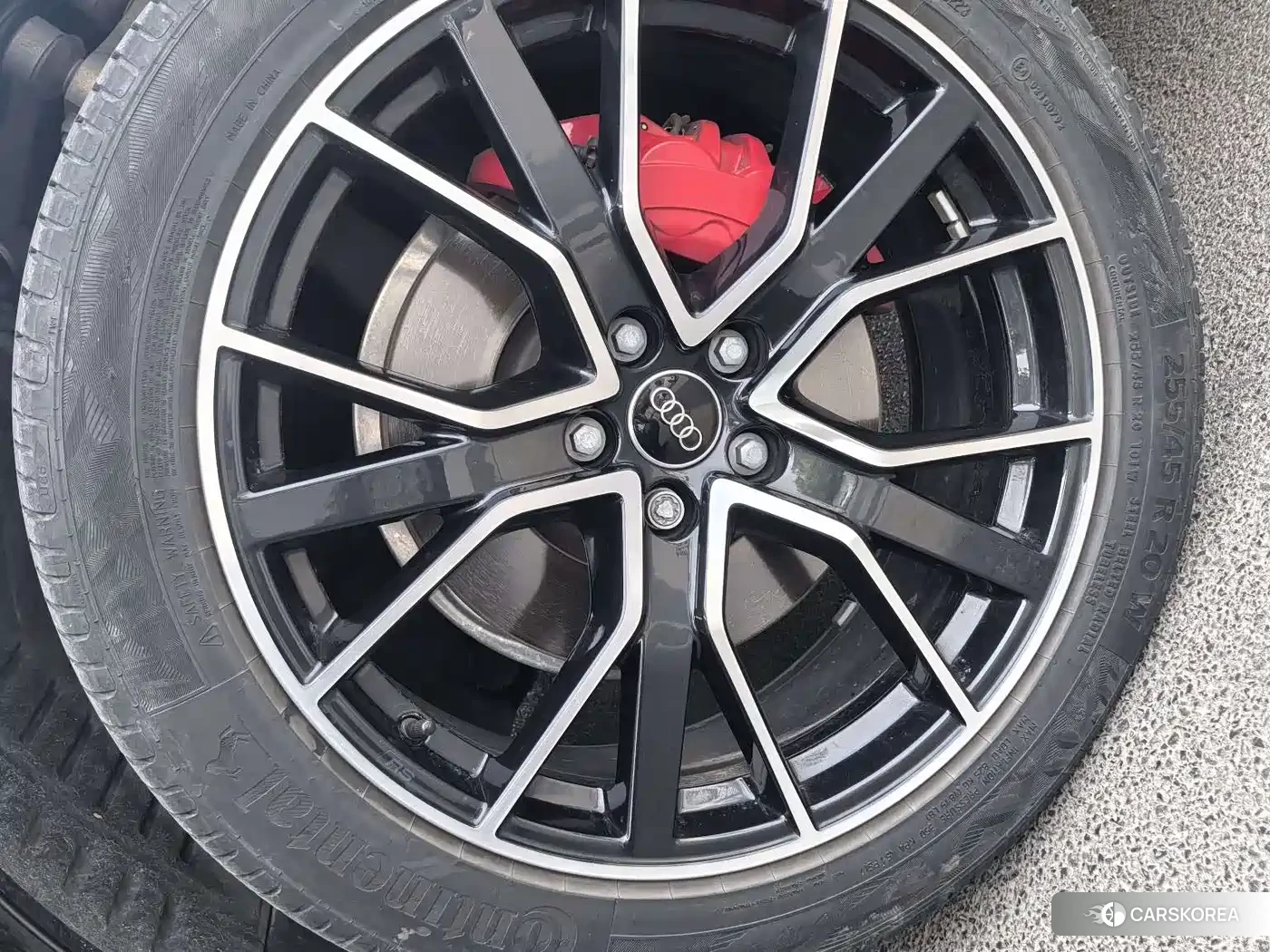 Audi Q5L id 4548104 из Китая 9