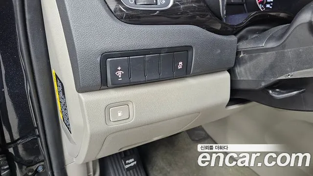 Kia The New Carnival id 2566348 из Кореи 16