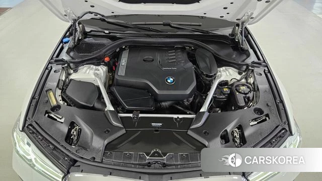 BMW 5 Series (G30) id 4534864 из Кореи 16