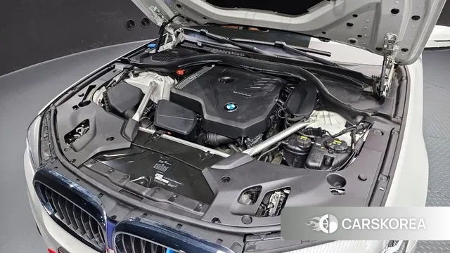 BMW 5 Series (G30) id 3489353 из Кореи 16