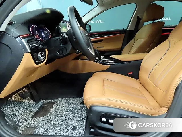 BMW 5 Series (G30) id 3763970 из Кореи 16