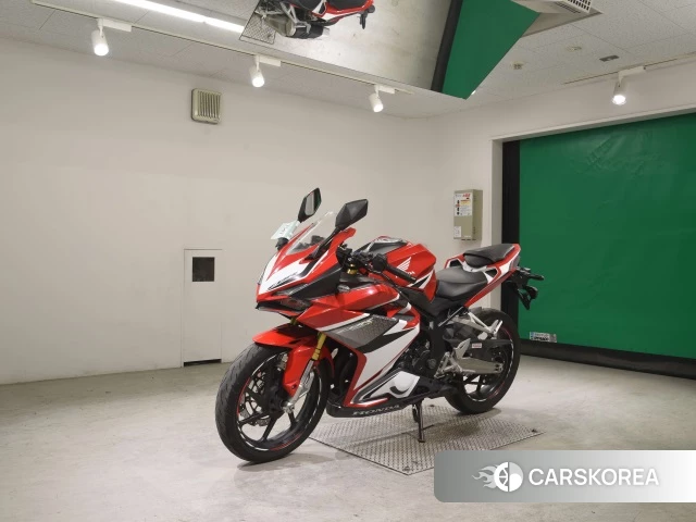 Honda CBR250RR ABS 2017 из Японии, фото 4